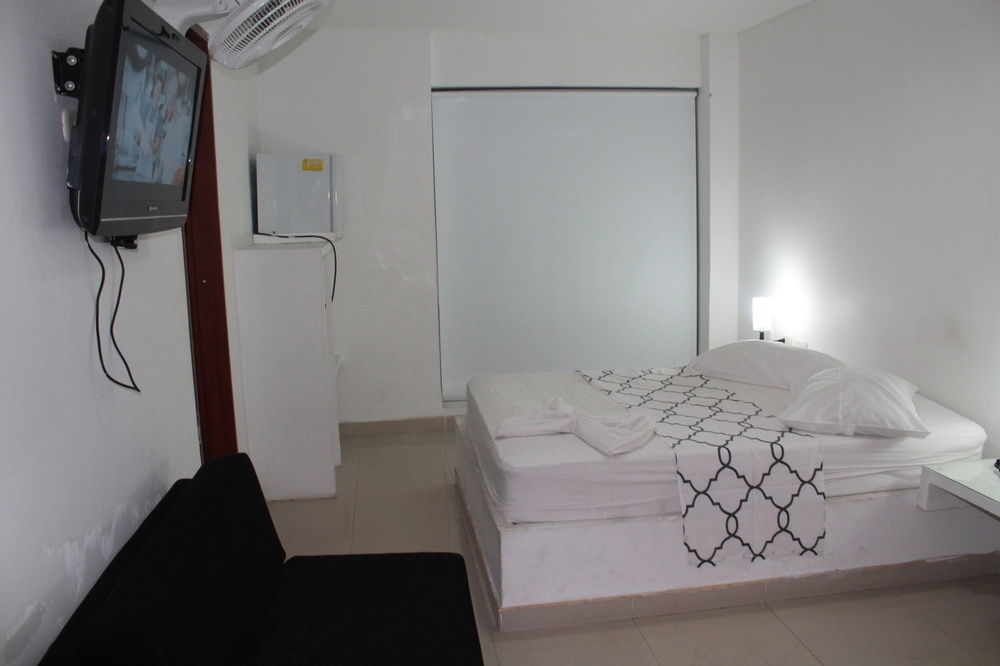 Magdalena Imperial Hotel Girardot Exterior photo